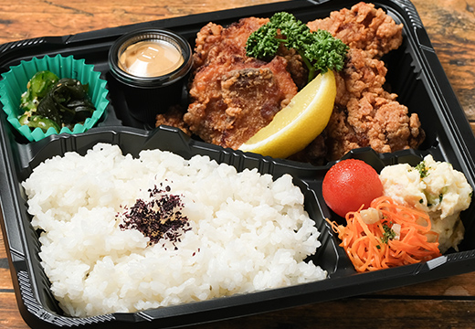 自家製からあげ弁当